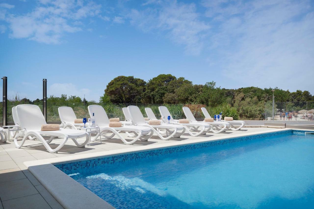 Kaneo Beach Hotel Novalja Exteriér fotografie