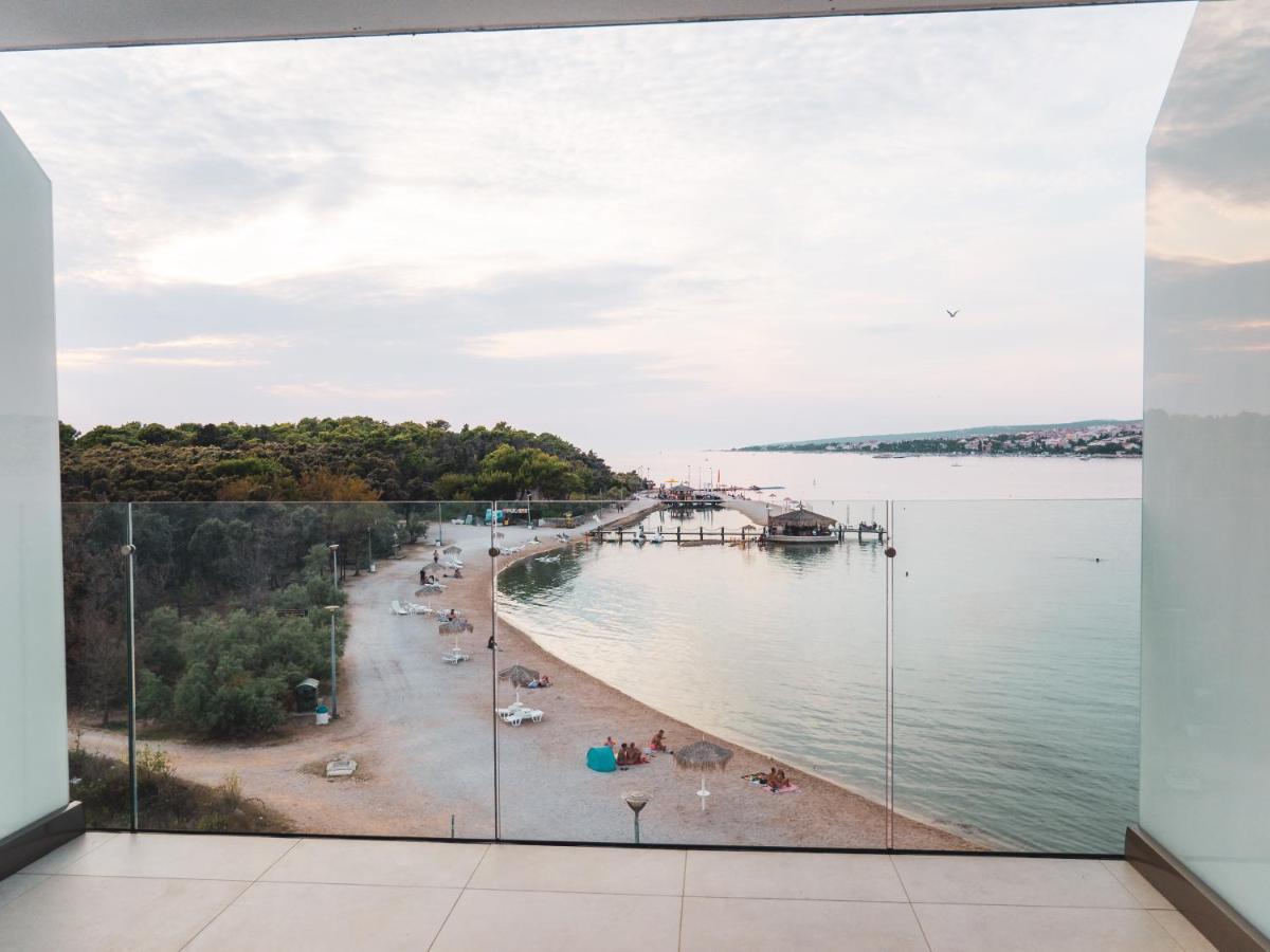 Kaneo Beach Hotel Novalja Exteriér fotografie